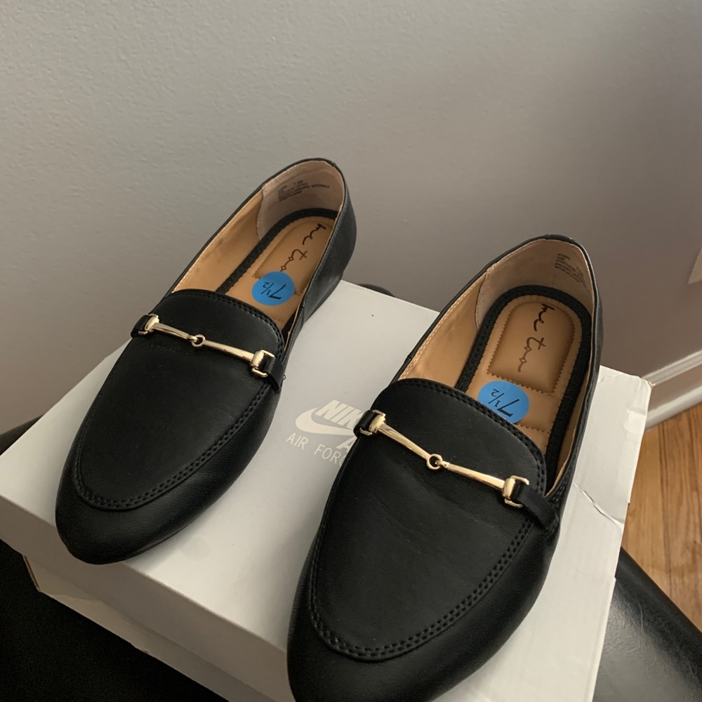 Brand Me Too flats in black size women 7-1/2.  Brand new.